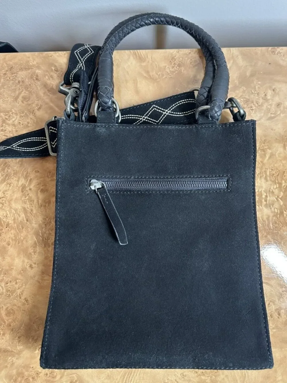 Idyllwind Black Leather & Suede Western Crossbody Tote Bag Embroidered Strap - Picture 5 of 9